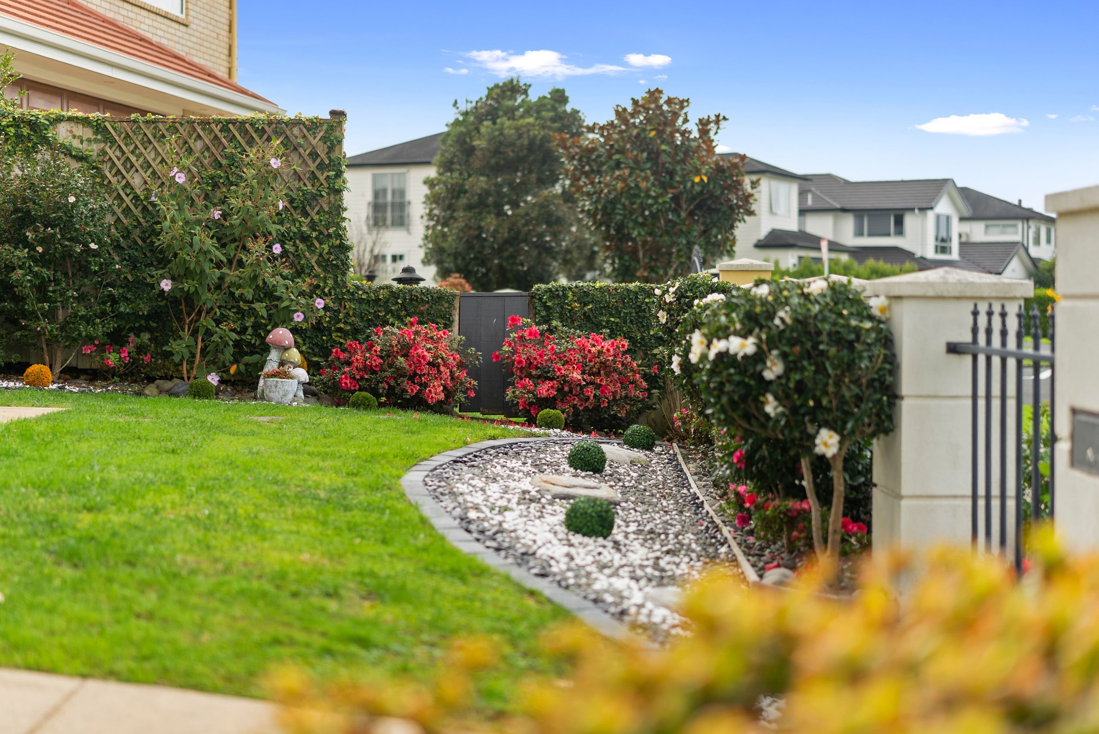 83 Capriana Drive, photo 23