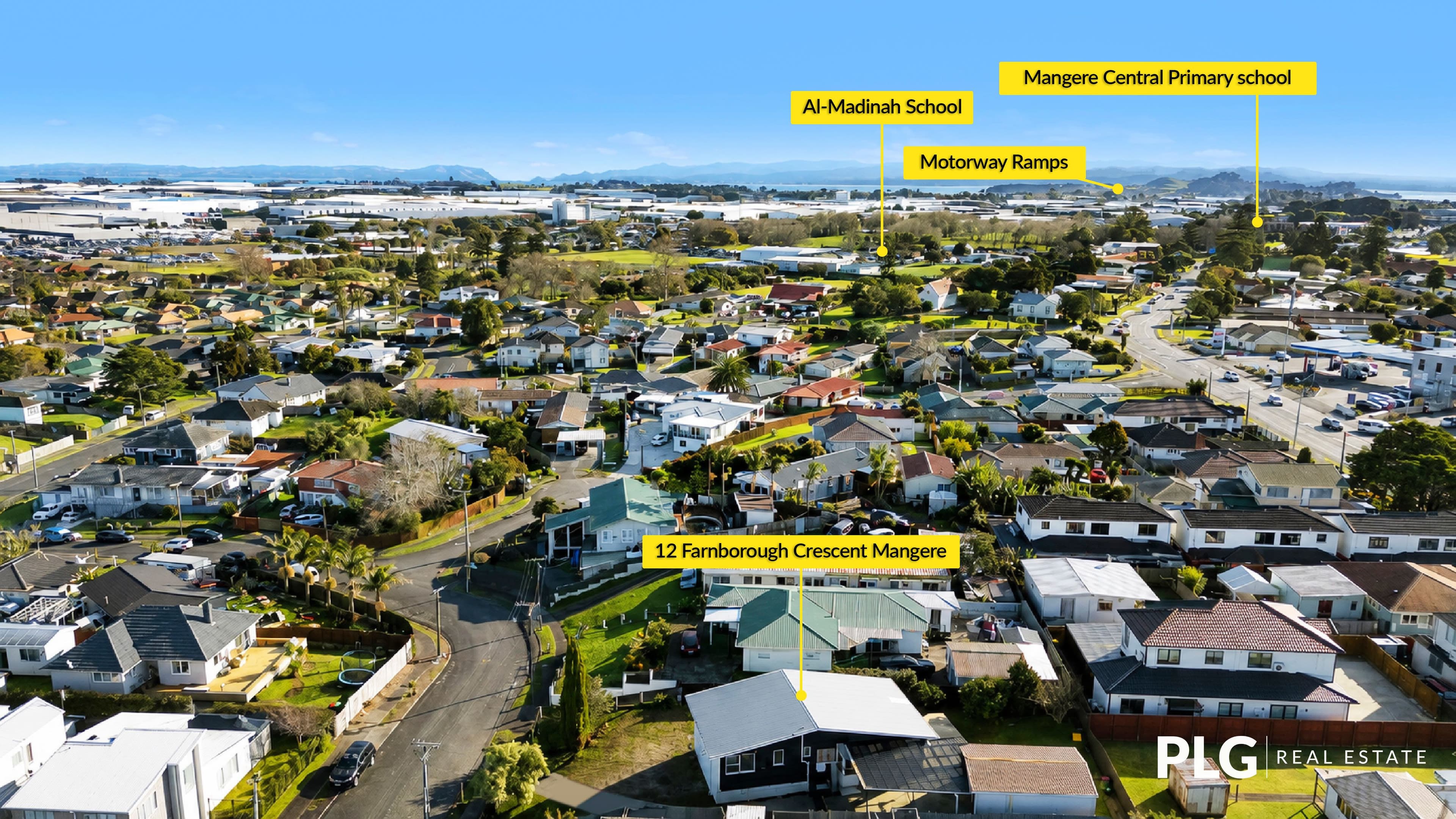 12 Farnborough Crescent, photo 16