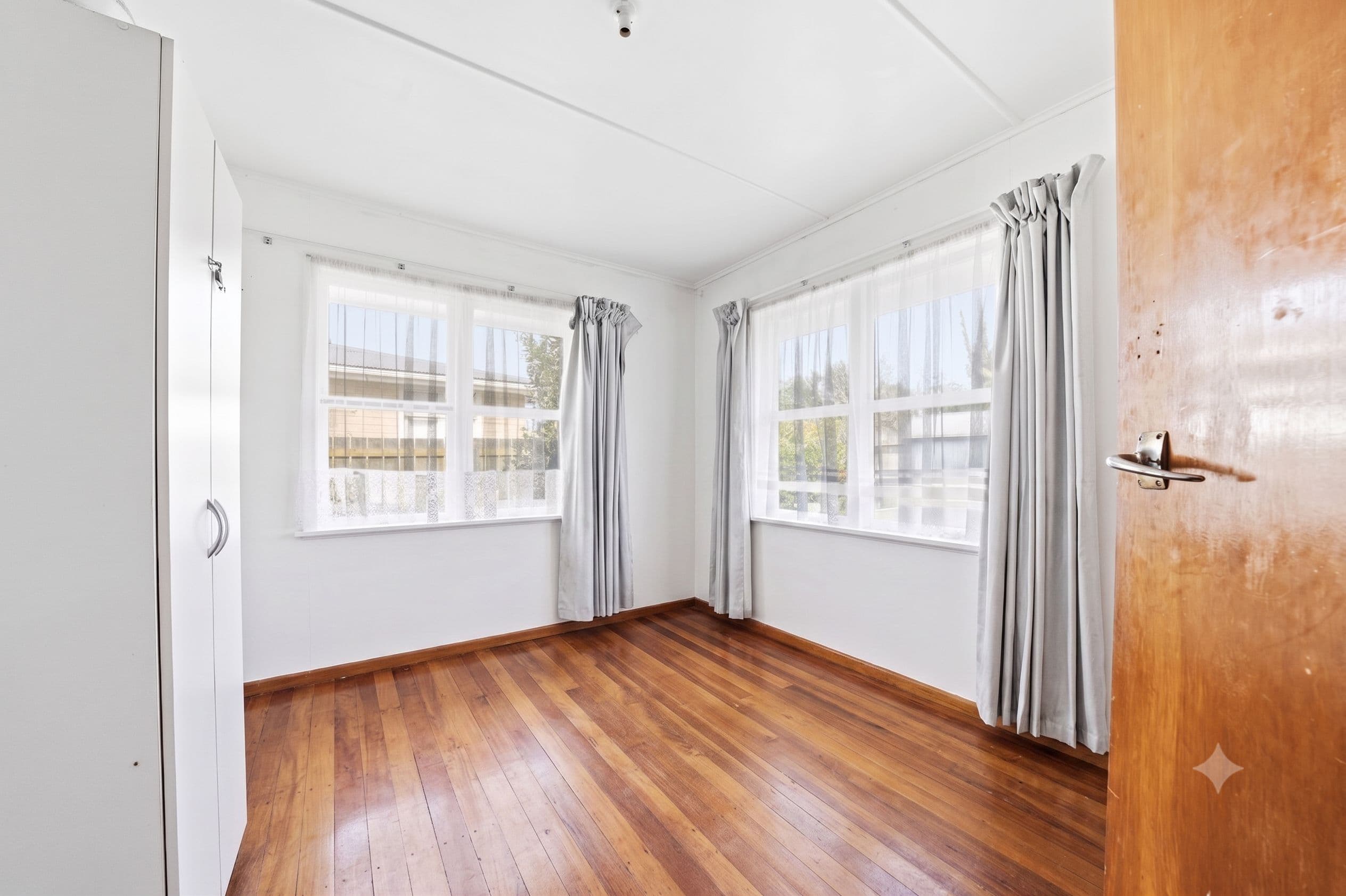 9 Clutha Crescent, photo 11