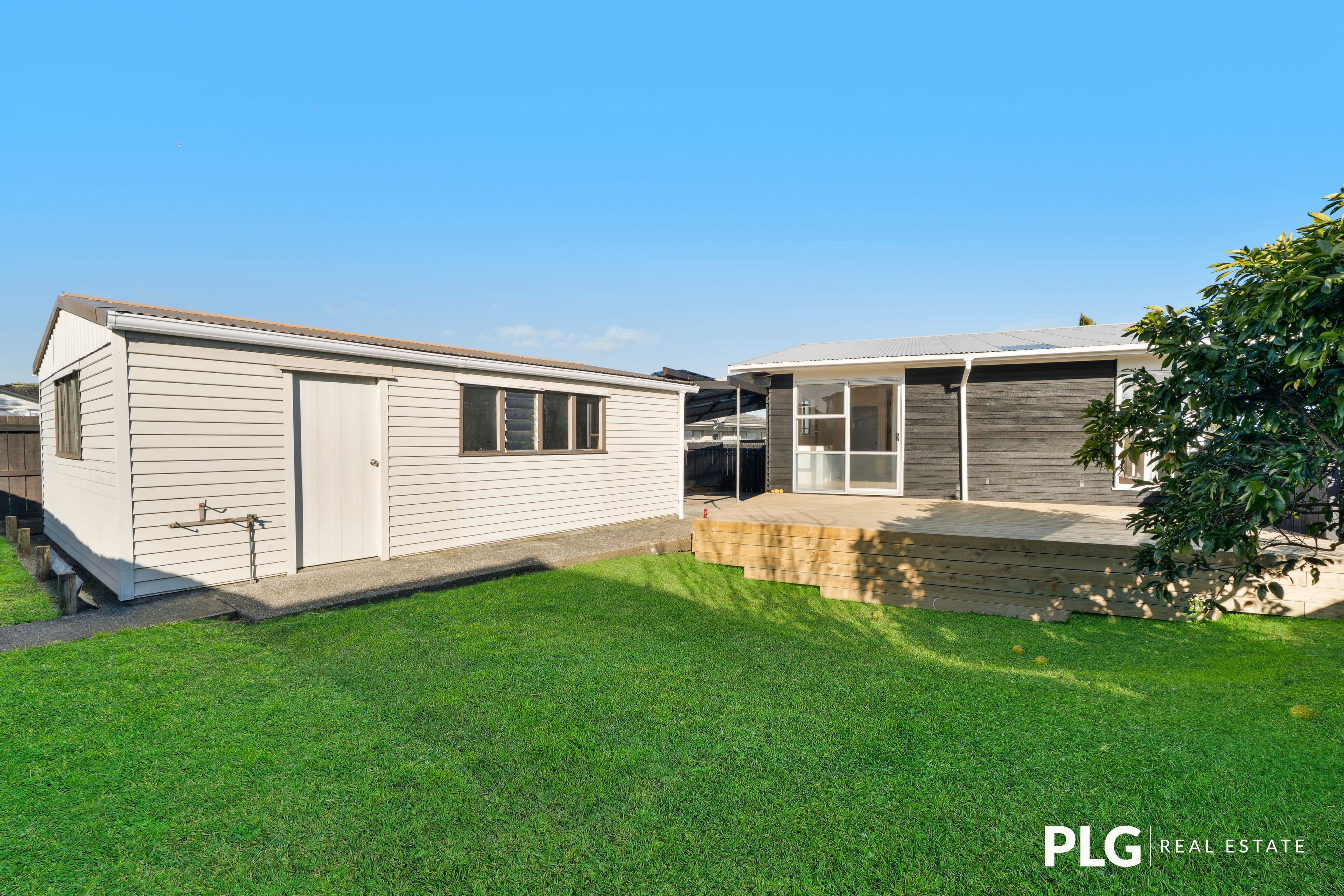 12 Farnborough Crescent, photo 12