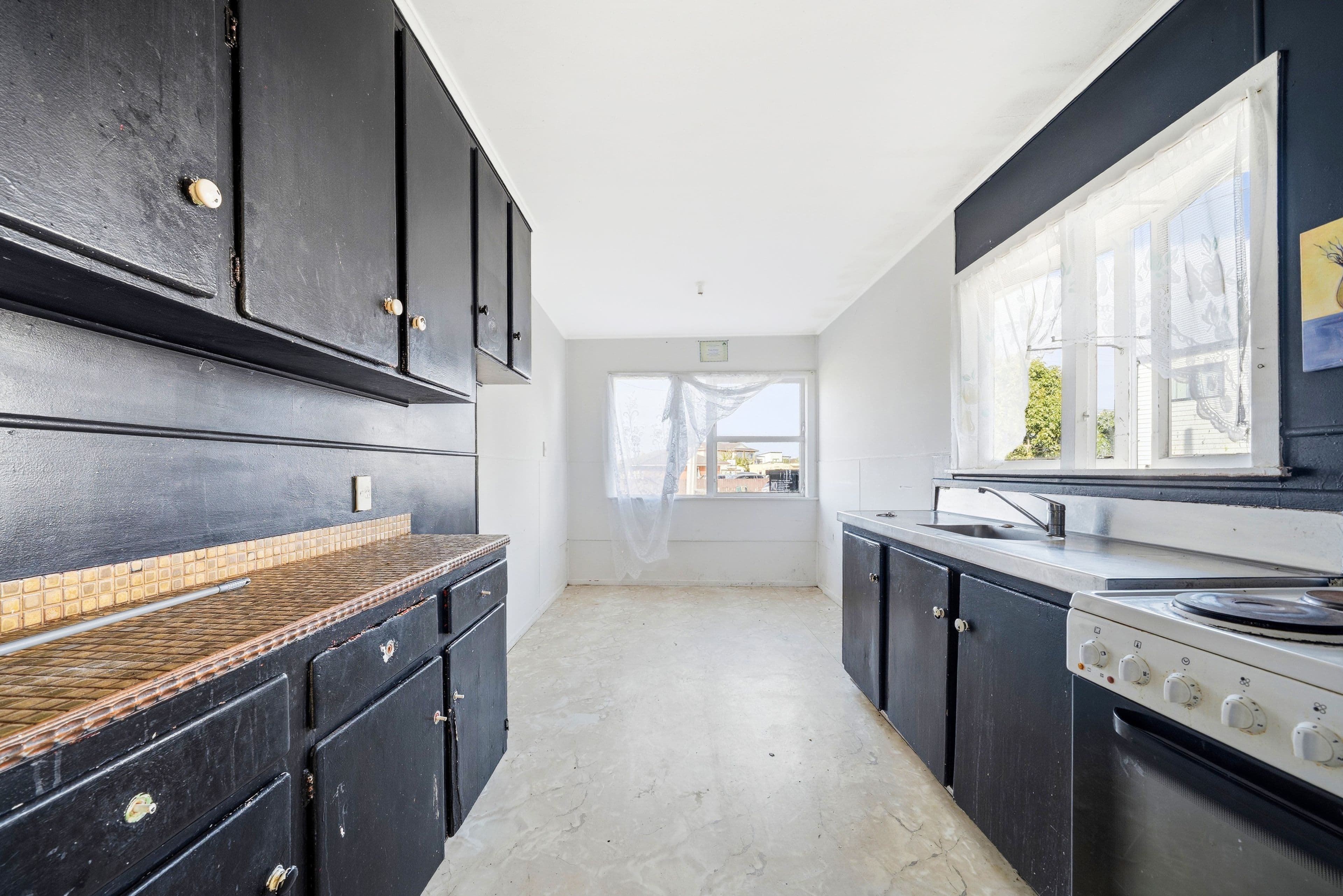 156 Hall Avenue, photo 4