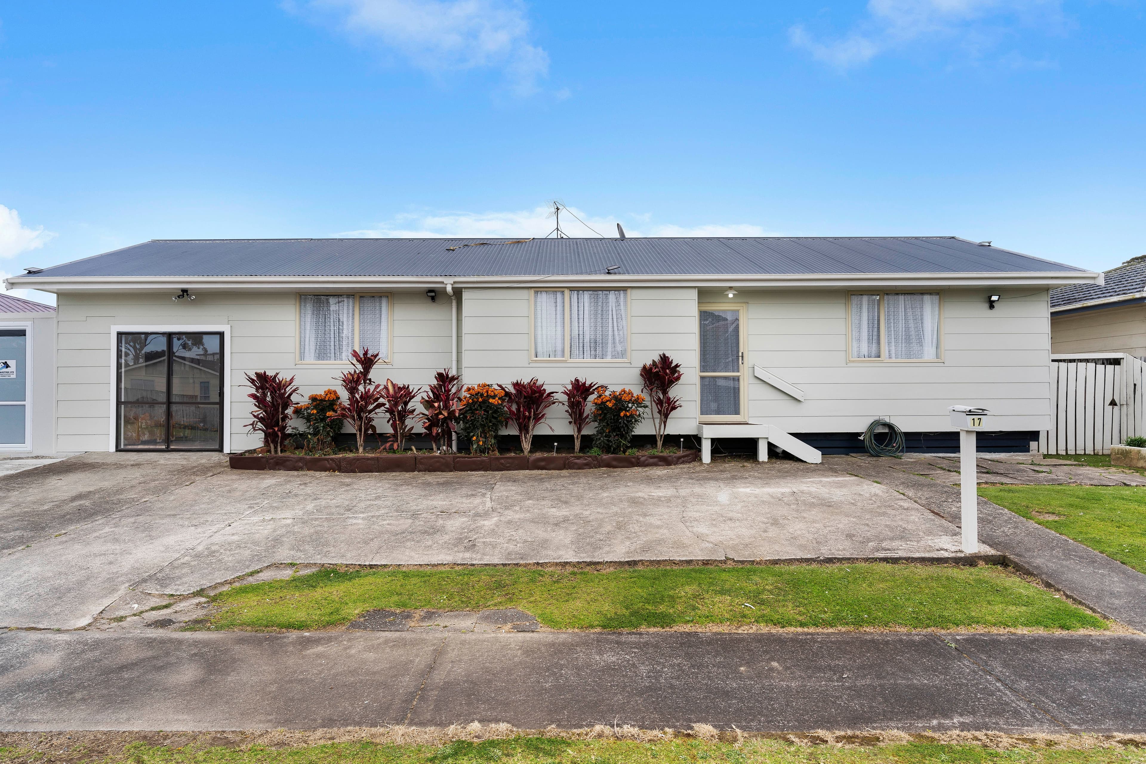 Sold: 17 Trevor Hosken Drive, Wiri